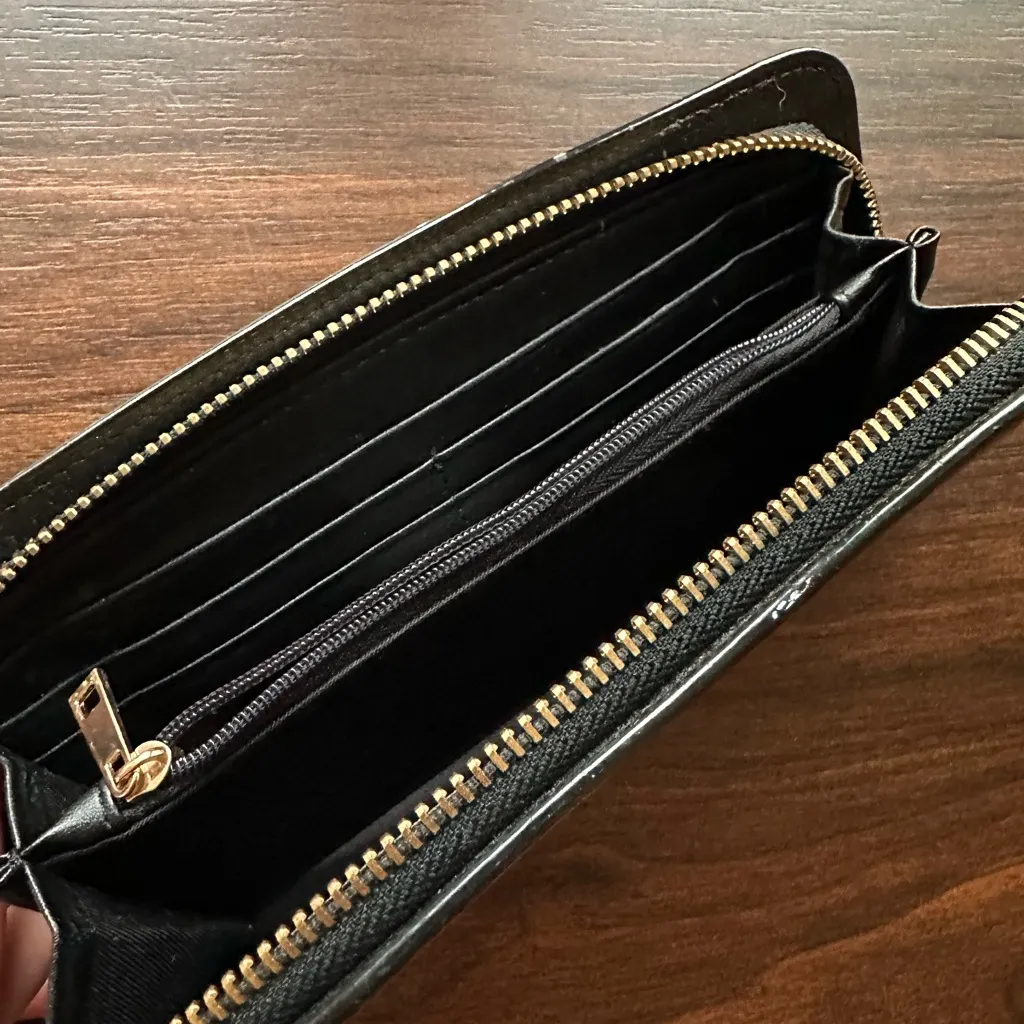 a new day Black Crocodile-Embossed Wallet - Image 3