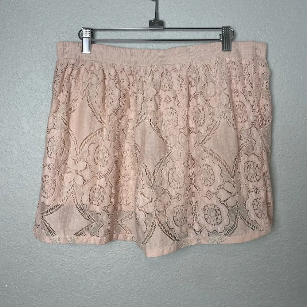 SOPHIE RUE Floral Lace Light Baby Pink Shorts Size XL - Image 6