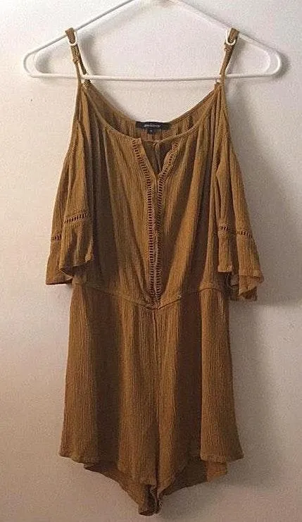 Y2K Off the Shoulder Romper - Image 2