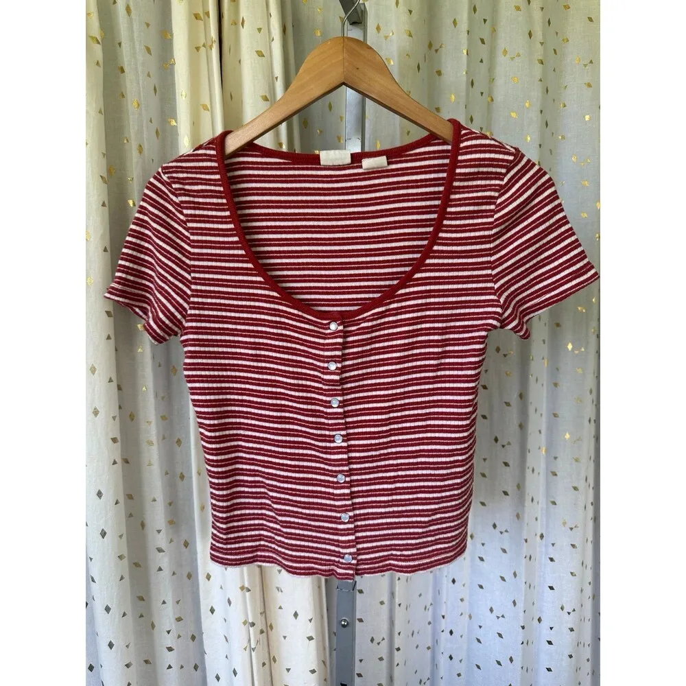 Levi's Women's 100% Cotton Stripe Short Sleeve Britt Snap Front Ribbed Top XS - Image 2