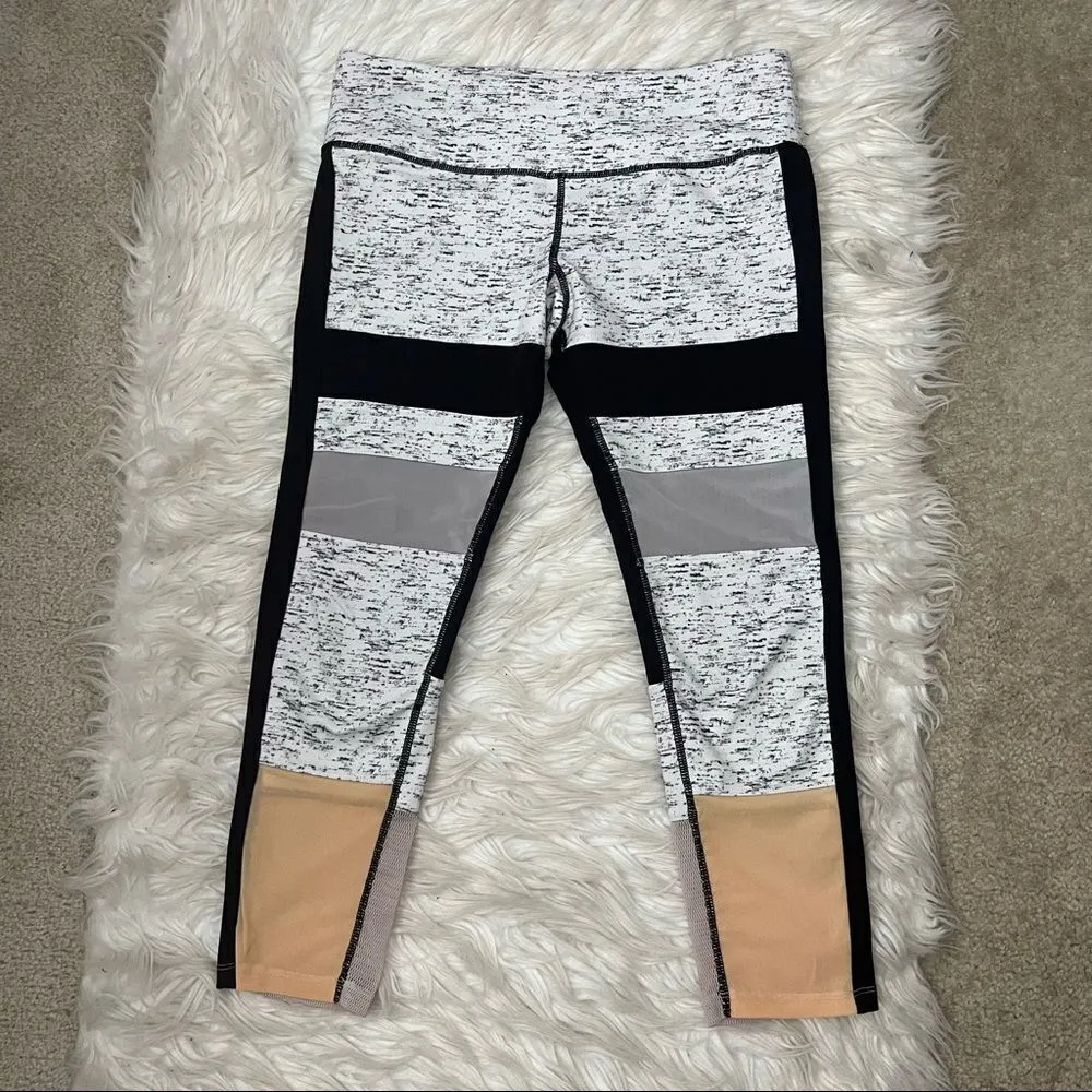 Splits 59 Women's Rebel Capri Tights - Image 6