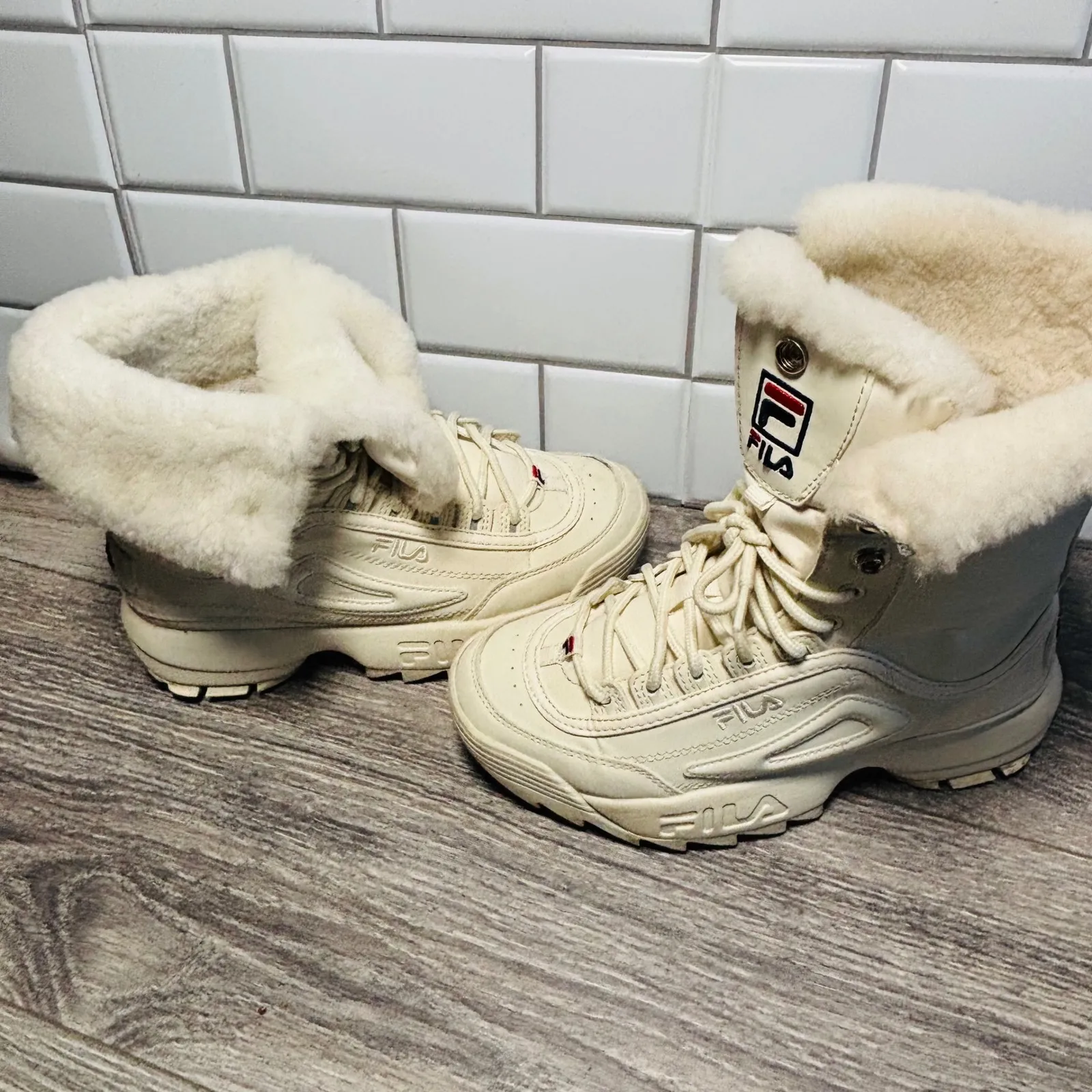 Fila Disruptor Lug Boot Winter White Faux Fur Trim Lace Up Ankle Boots Size 7 - Image 15