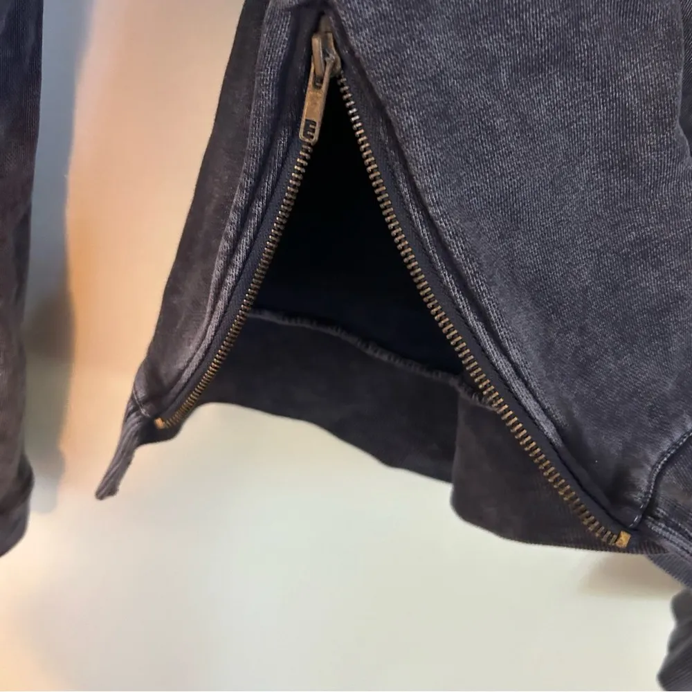 Lee Cooper Acid Washed Cropped Side Zip Sweatshirt. Size Medium. Blue - Image 5