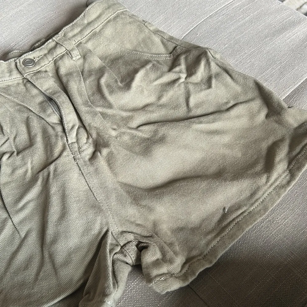 Et Clet Green‎ Denim Shorts - Image 2