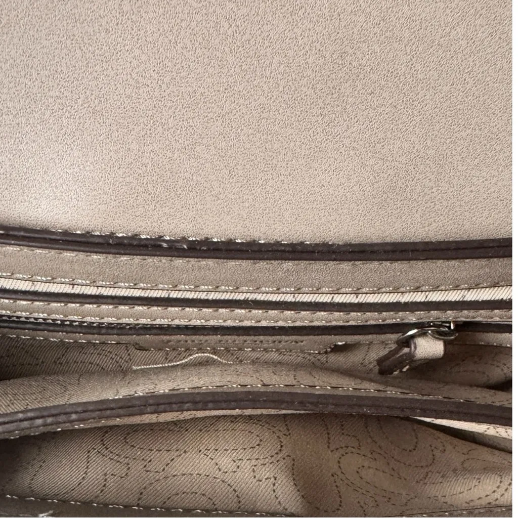 True Religion Stylish Taupe and White Crossbody Bag NWT - Image 12