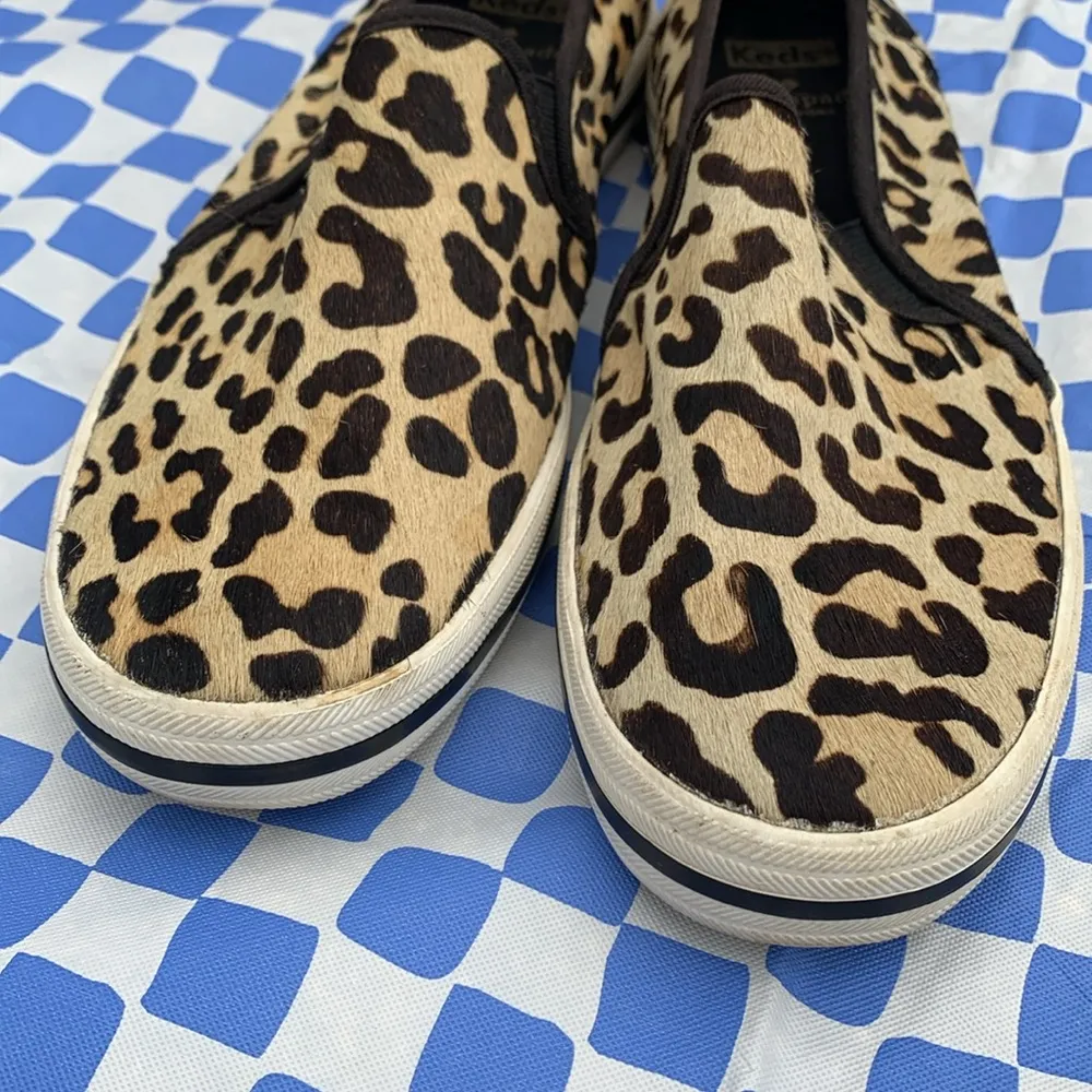 Keds + Kate Spade Pony Hair Leopard Print Sneakers Size 8 - Image 5