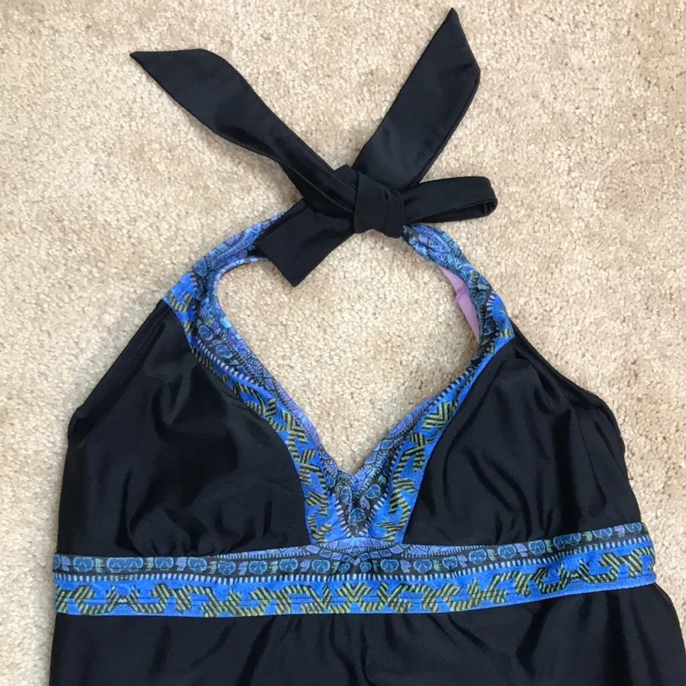 Athleta Women’s Black Patterned Trim Halter Tankini Swim Top - Image 2