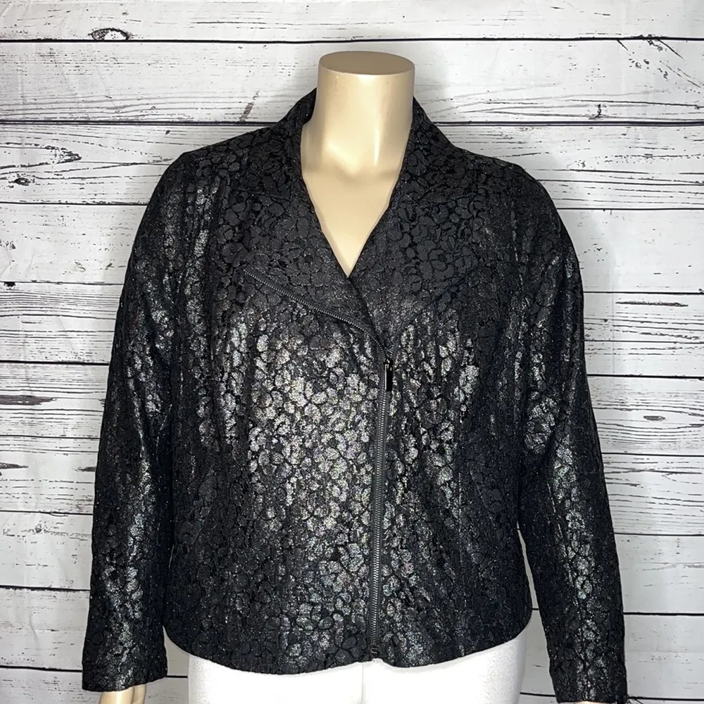 Lane Bryant NWT 22 Black Metallic Silver Shimmer Floral Lace Overlay Moto Jacket - Image 3
