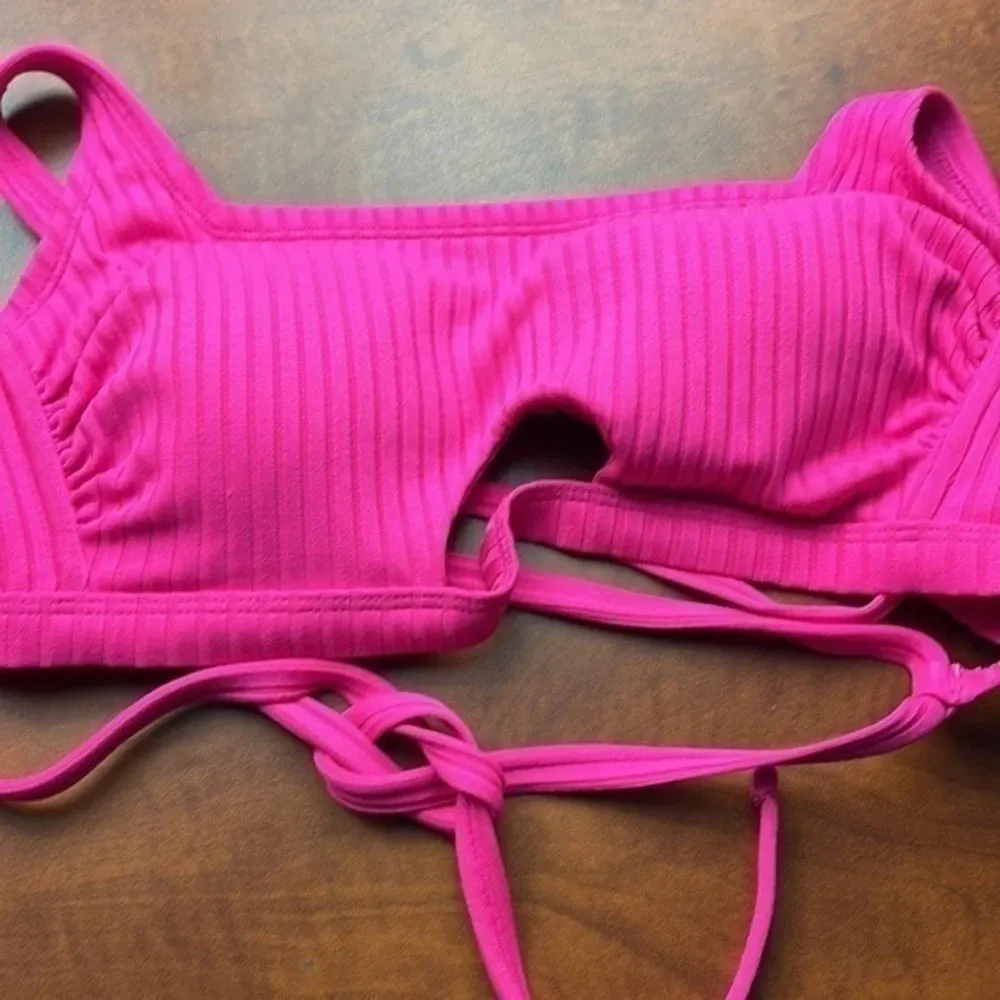 Un brand swim wear bust 32 Pink - Image 12