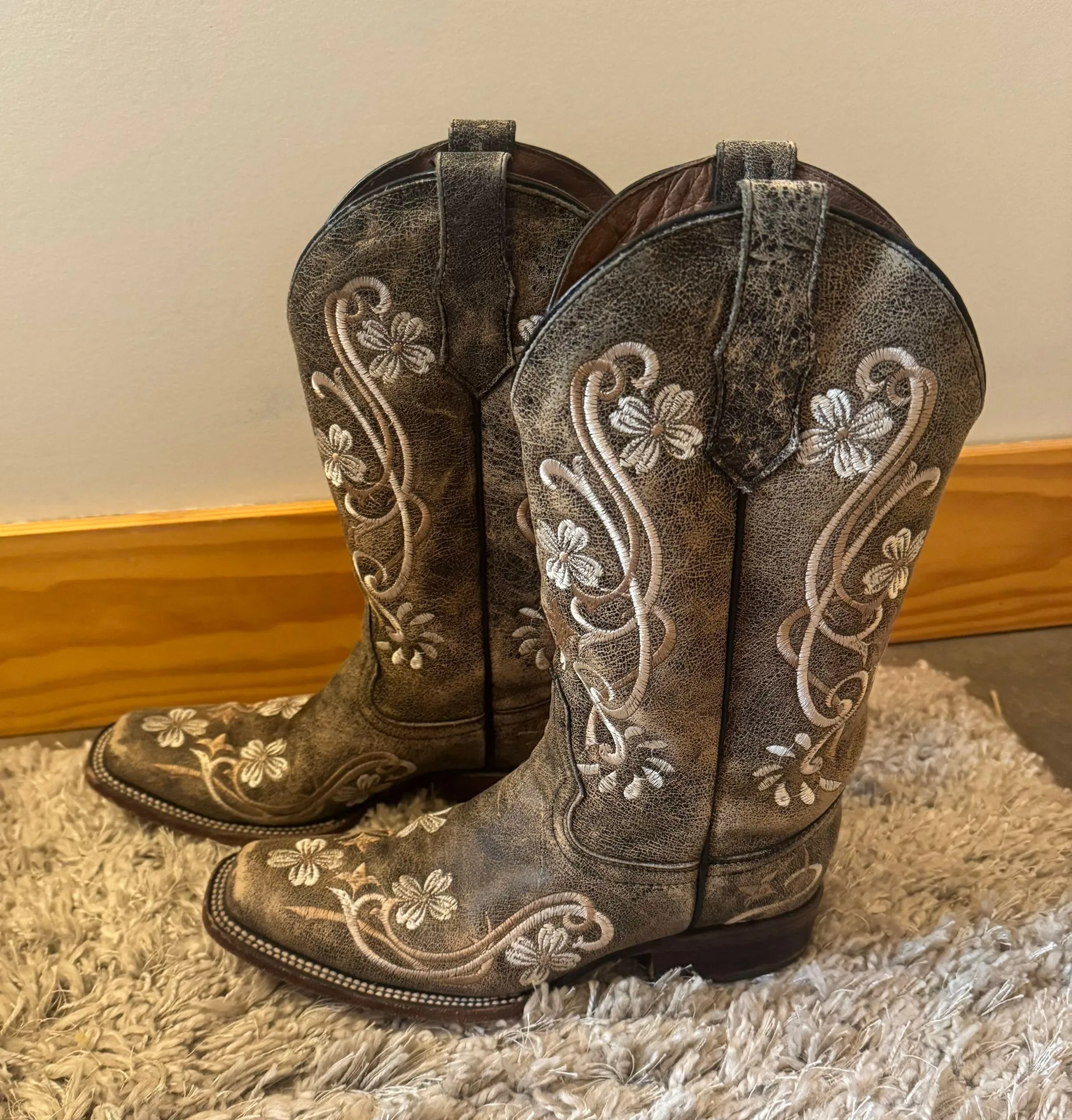 CircleG Cowgirl Boots - Image 2