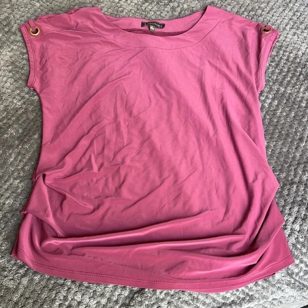 Luxology Blouse 👚 Sz Small EUC #7021 - Image 2