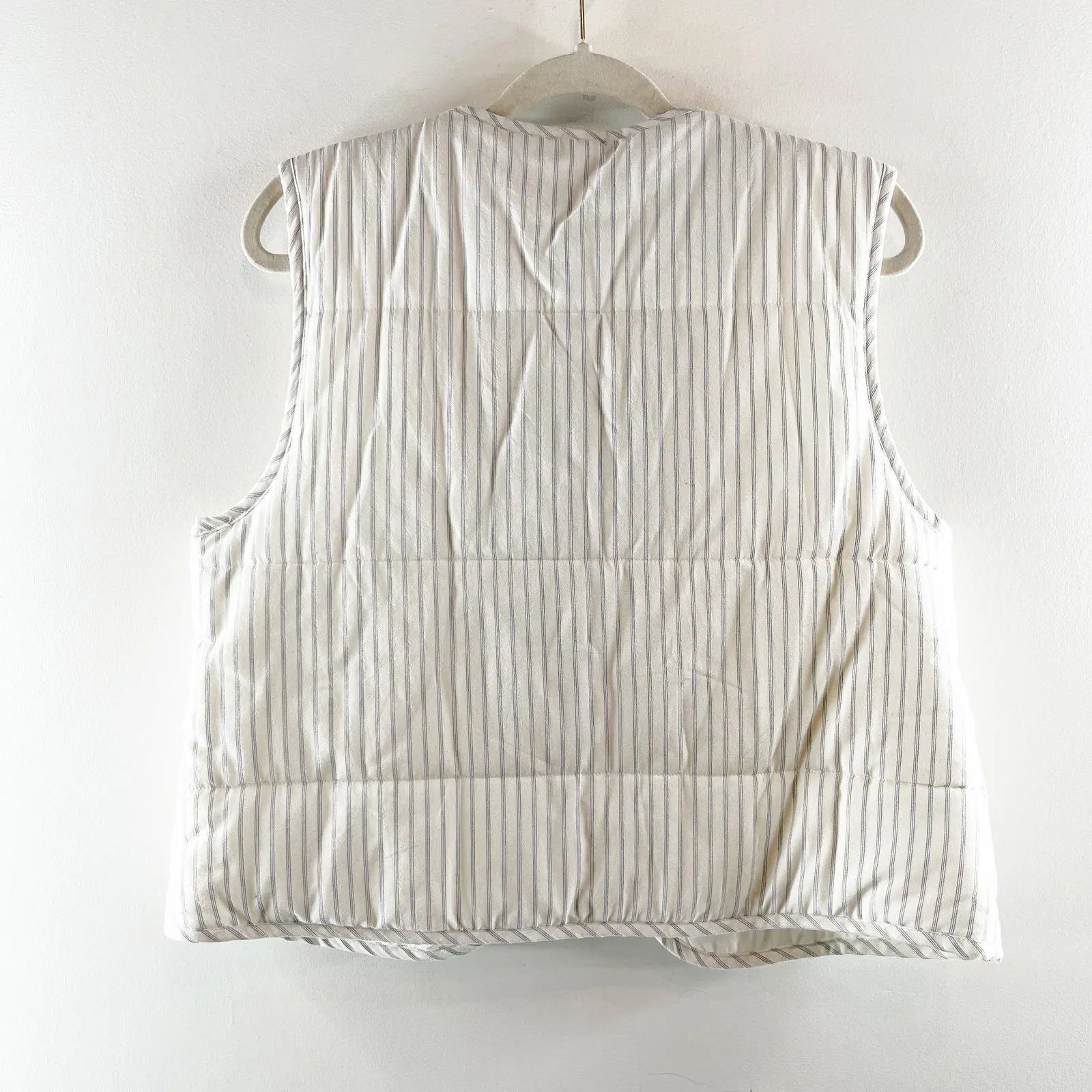 Gilli Bow Tie Front Striped Quilted Vest White Blue Medium - Image 3