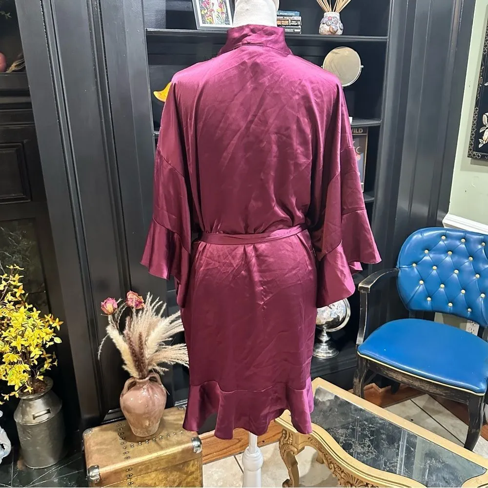 Victoria's Secret Plumb Satin Robe Size M/L - Image 7