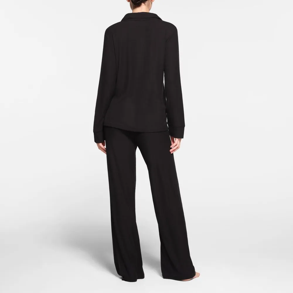 SKIMS SOFT LOUNGE RIB SLEEP SET, BRAND NEW, BLACK, SIZE X-SMALL, $120 - Image 2