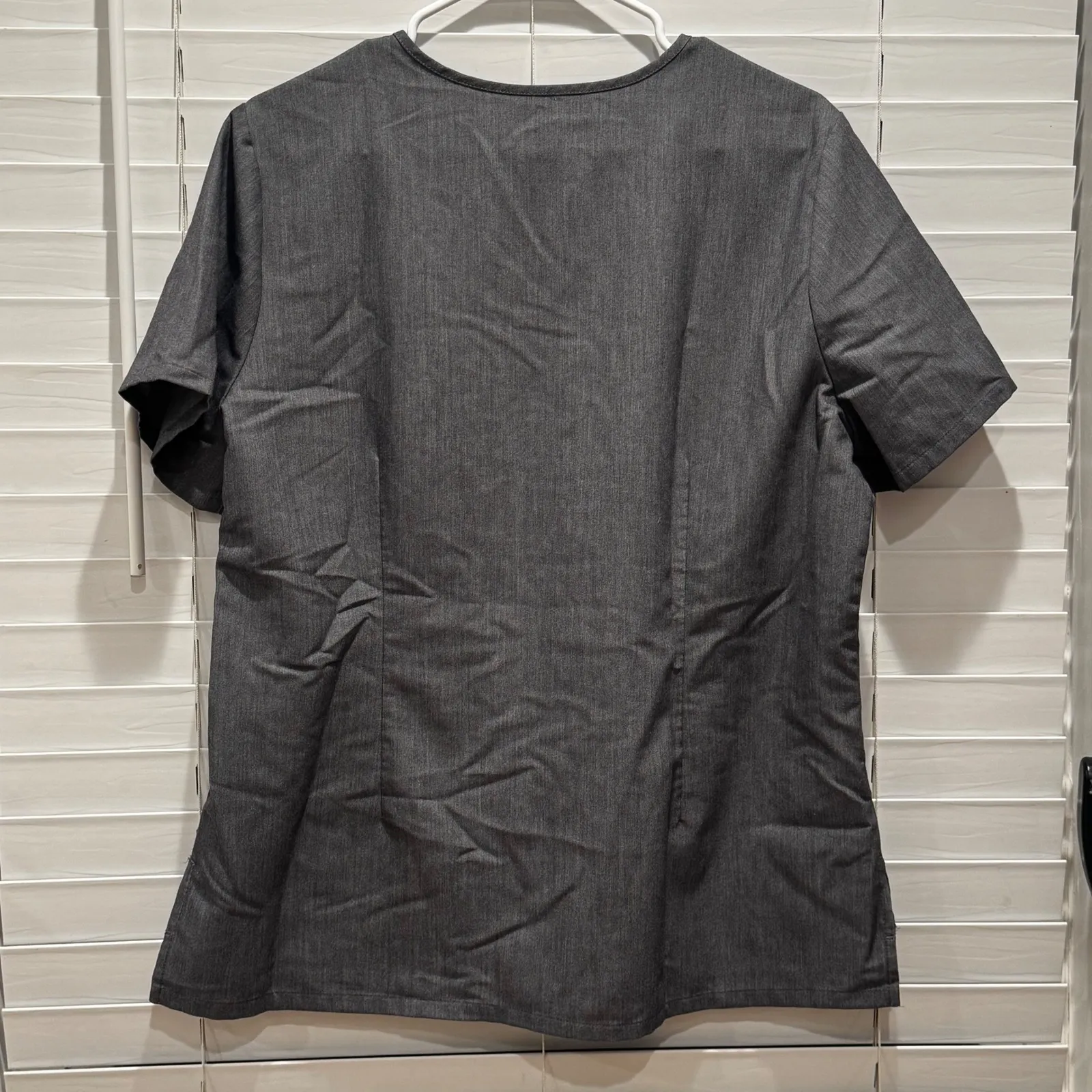 Lot of 2 FIGS Technical Scrub Top Charcoal Gray V-Neck Short Sleeve Size L - Image 8