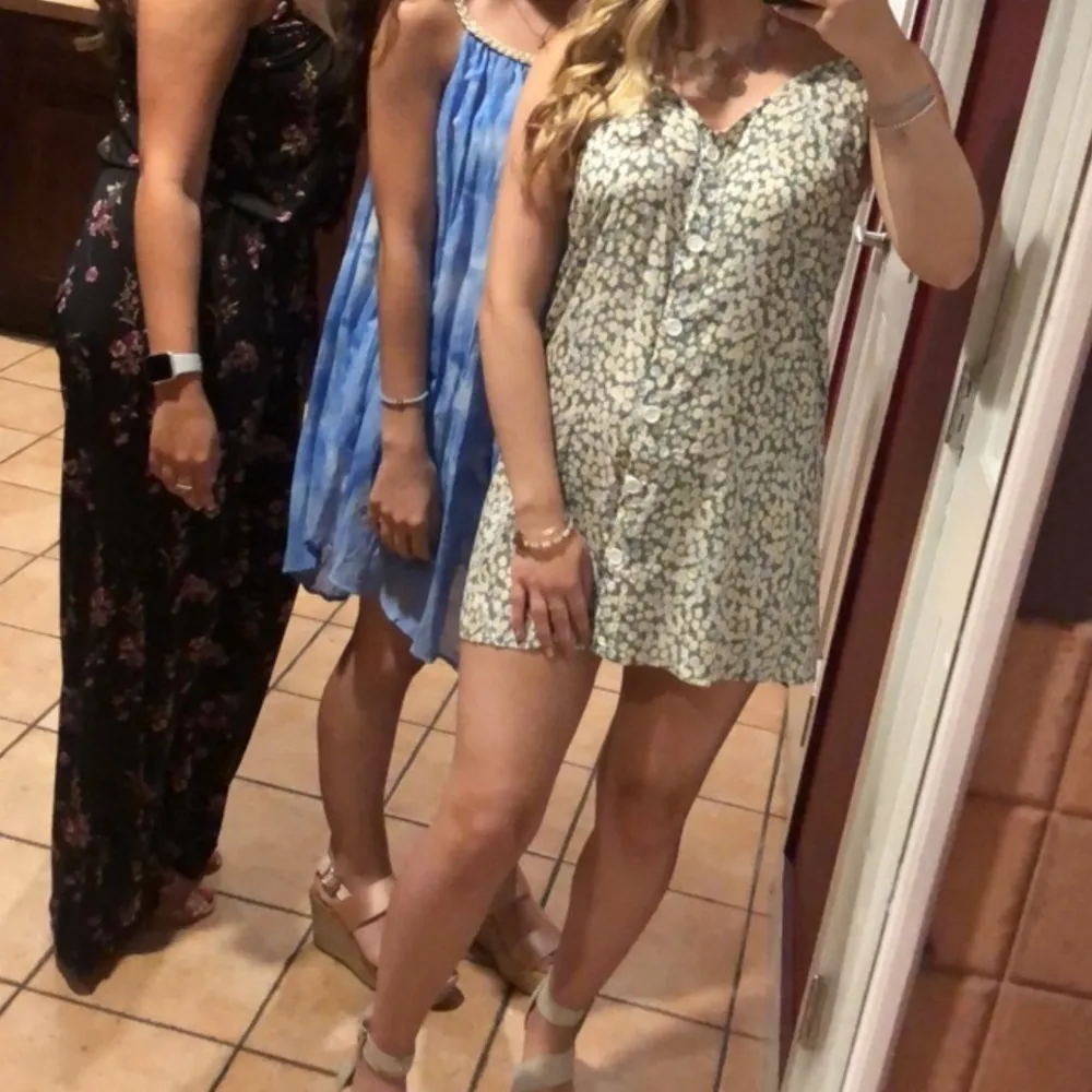 Shein Green Floral Mini Dress with Buttons - Image 8