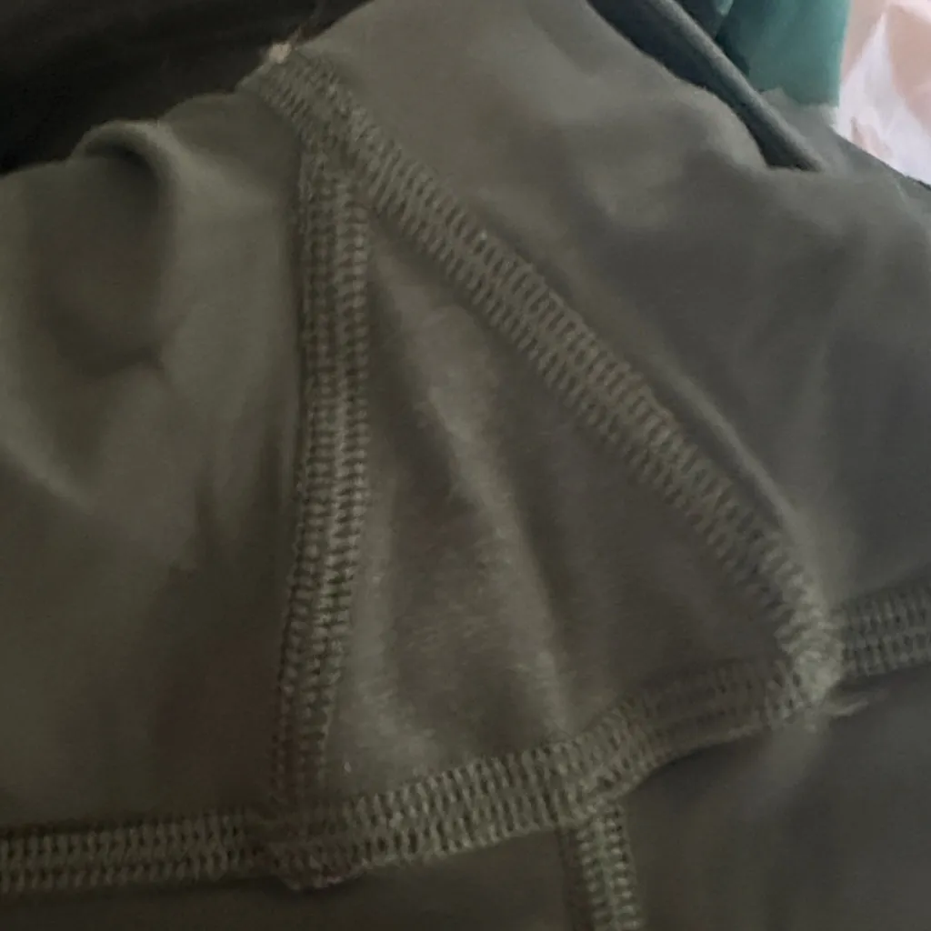 lululemon Green Camo Women's Skort Size 6 - Image 10