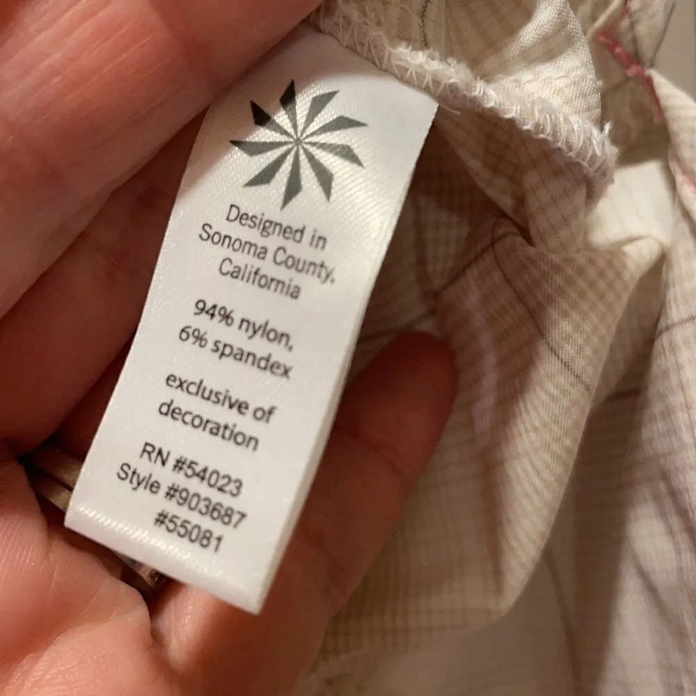 ✨Athleta Tulum Plaid Ruched Snap Front top - Image 6