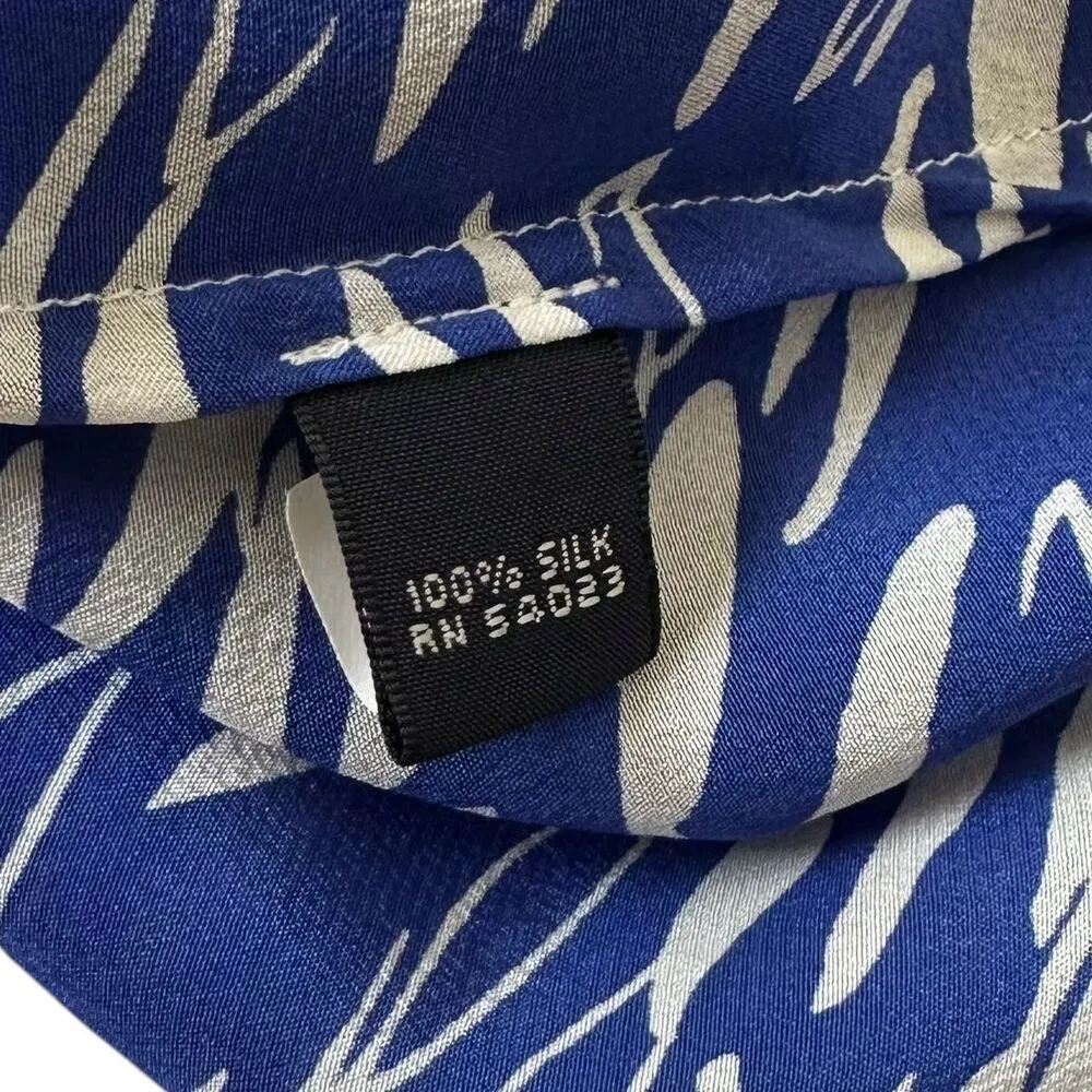 Banana Republic Blue Silk Unlined Basic Blouse Women Top Size Medium | 61-8 - Image 3