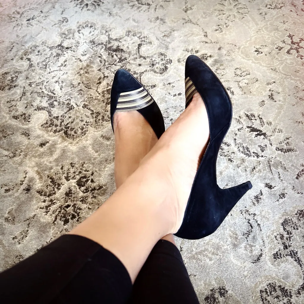 BALENCIAGA suede leather pumps🌹🌹 - Image 5