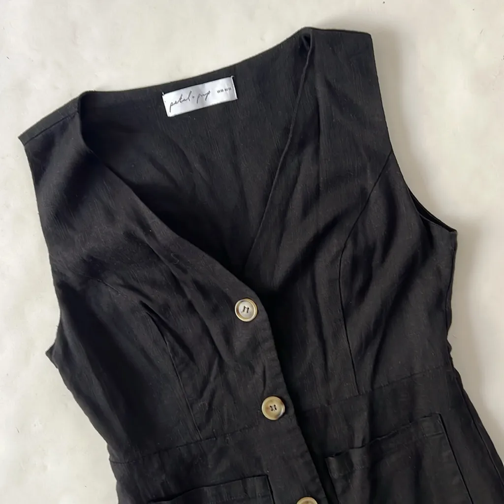Petal and Pup Lola Linen Button Down Vest Tank Top - Black Size XS $79 - Image 3