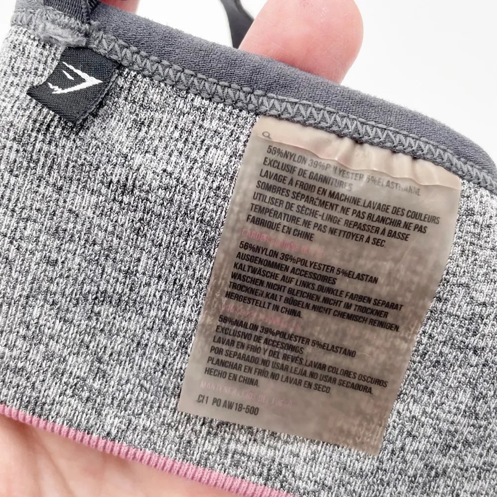 Gymshark Flex Strappy Sports Bra Seamless Grey Pink Logo Size XS Light Support - Image 4