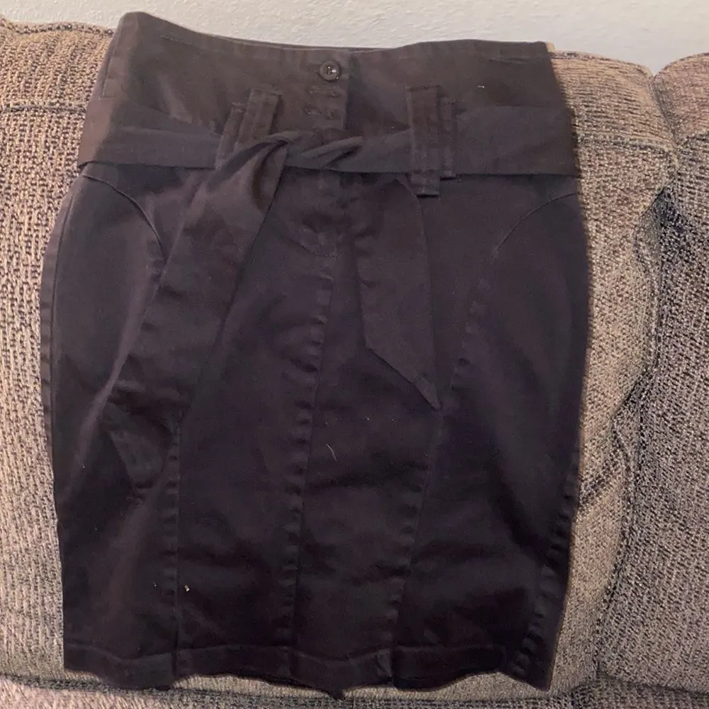 ✨HP✨Tie Belt Pencil Skirt✨ Black Size undefined - Image 2