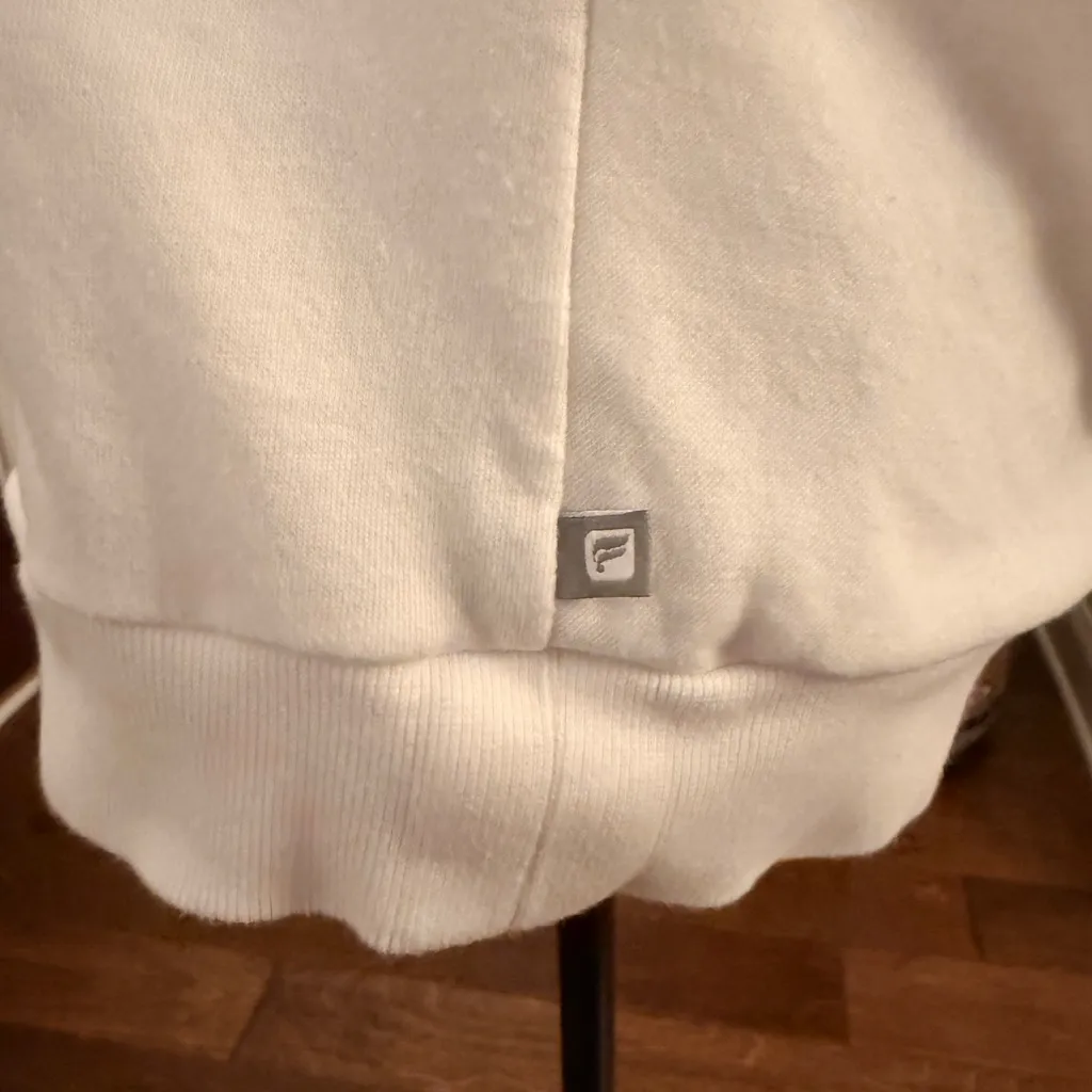 Fabletics EUC White Zip Up Sleeveless Hoodie with Open Criss Cross Back - Image 4