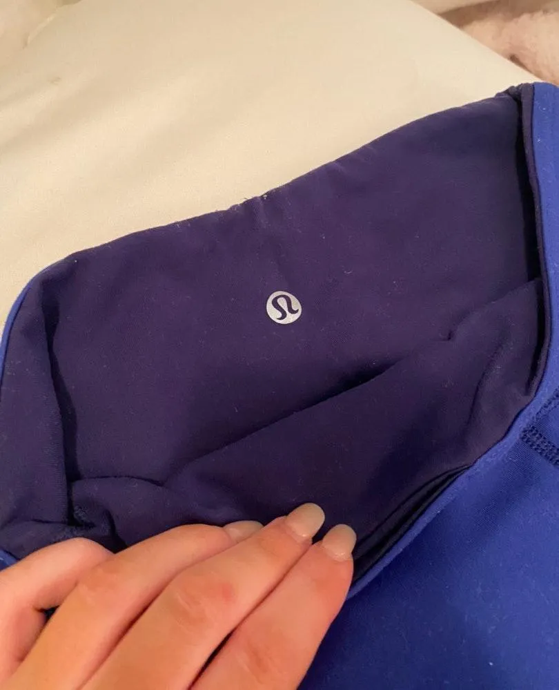 Lululemon Cropped Reversible Leggings - Image 5