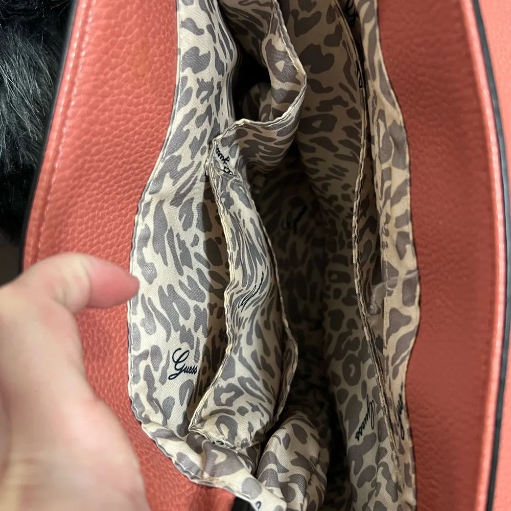 Guess Pink Leather Crossbody Purse - Image 7