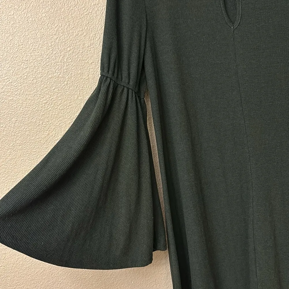 LOVERICHE Black Ribbed Bell Wide Sleeve Swing Shift Knee Dress Size MEDIUM Boho - Image 5