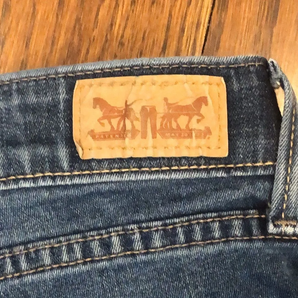 LEVIS Womens 525 Straight Leg Medium Wash Perfect Fit Denim Low Rise Jeans Sz 12 - Image 4