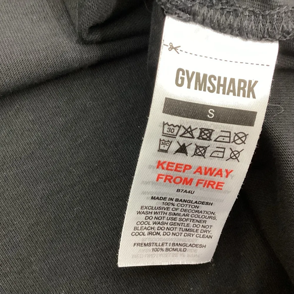 Gymshark  Legacy Crop Top Size Small - Image 5