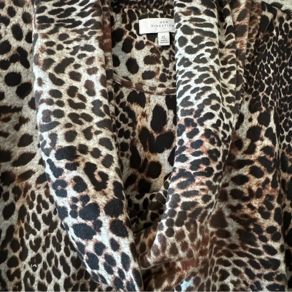Set Of 2 New Directions Womens XL Leopard Print Draped Cowl Neck 3/4 Long Sleeve Brown - Image 5