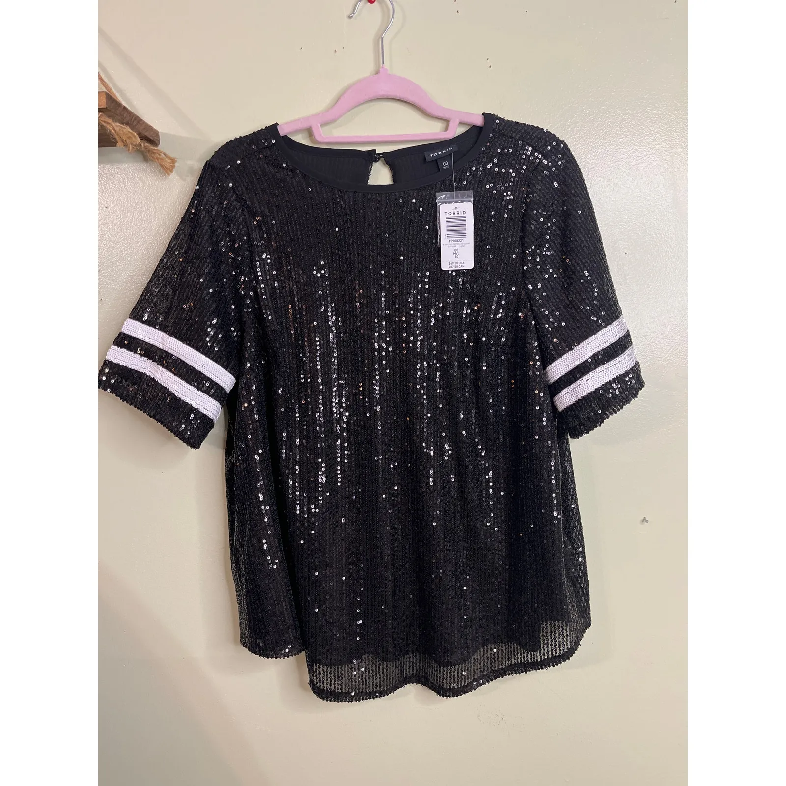 Torrid Abbey black football short sleeve sequins top, size M/L,10, MSRP $69.50 - Image 3