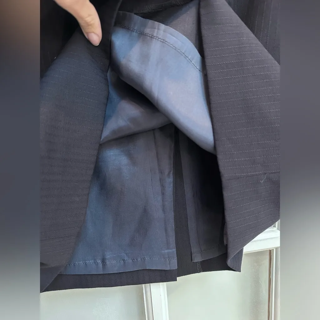 Barneys New York Virgin Wool Classic Dark Navy Pinstripe Pencil Skirt Size 12 US - Image 4