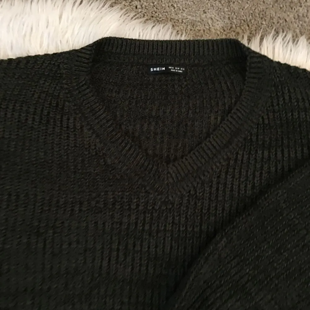 SHIEN FRENCH V NECK OVERSIZED CROPPED BIG SLEEVE SWEATER - Image 2