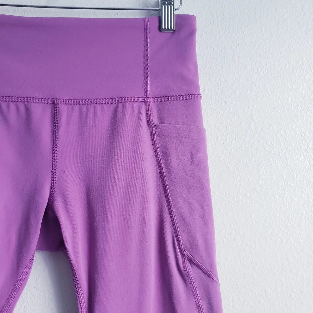 Athleta Yoga Waistband Capri Athletic Pants - Image 3