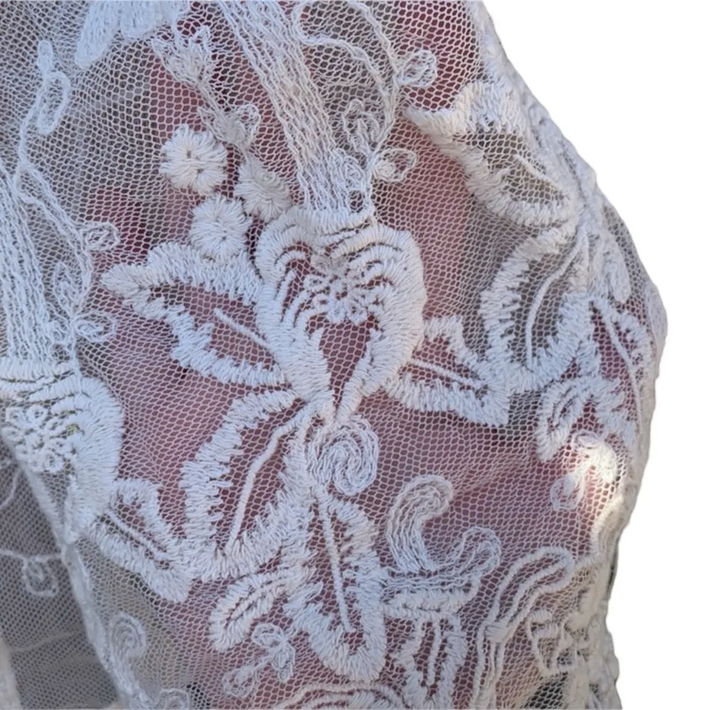 Nabee small lace vest - Image 3