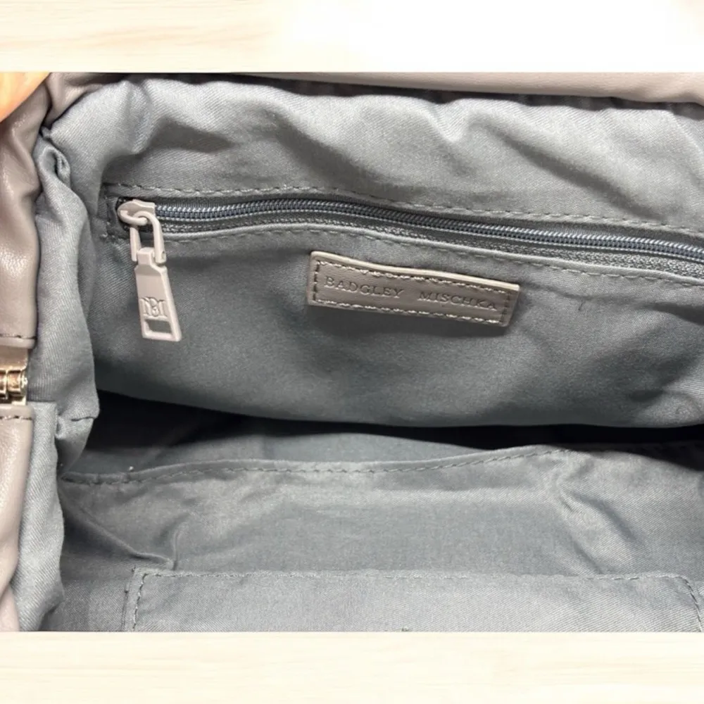 NWT Badgley Mischka Wrapped Frame Clutch Vegan Faux Leather Grey - Image 5