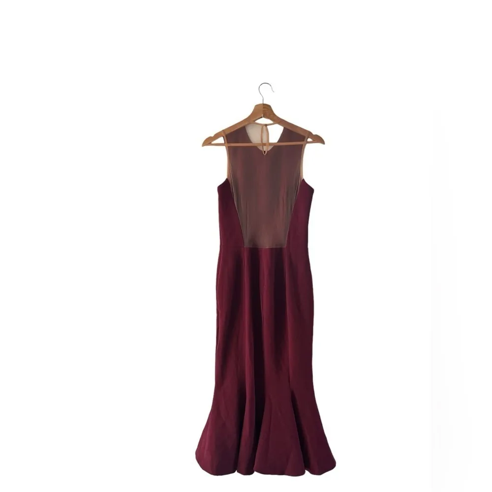 Dress the population Sleeveless Fluted Midi Dress with Lace back in Burgundy M - Image 4