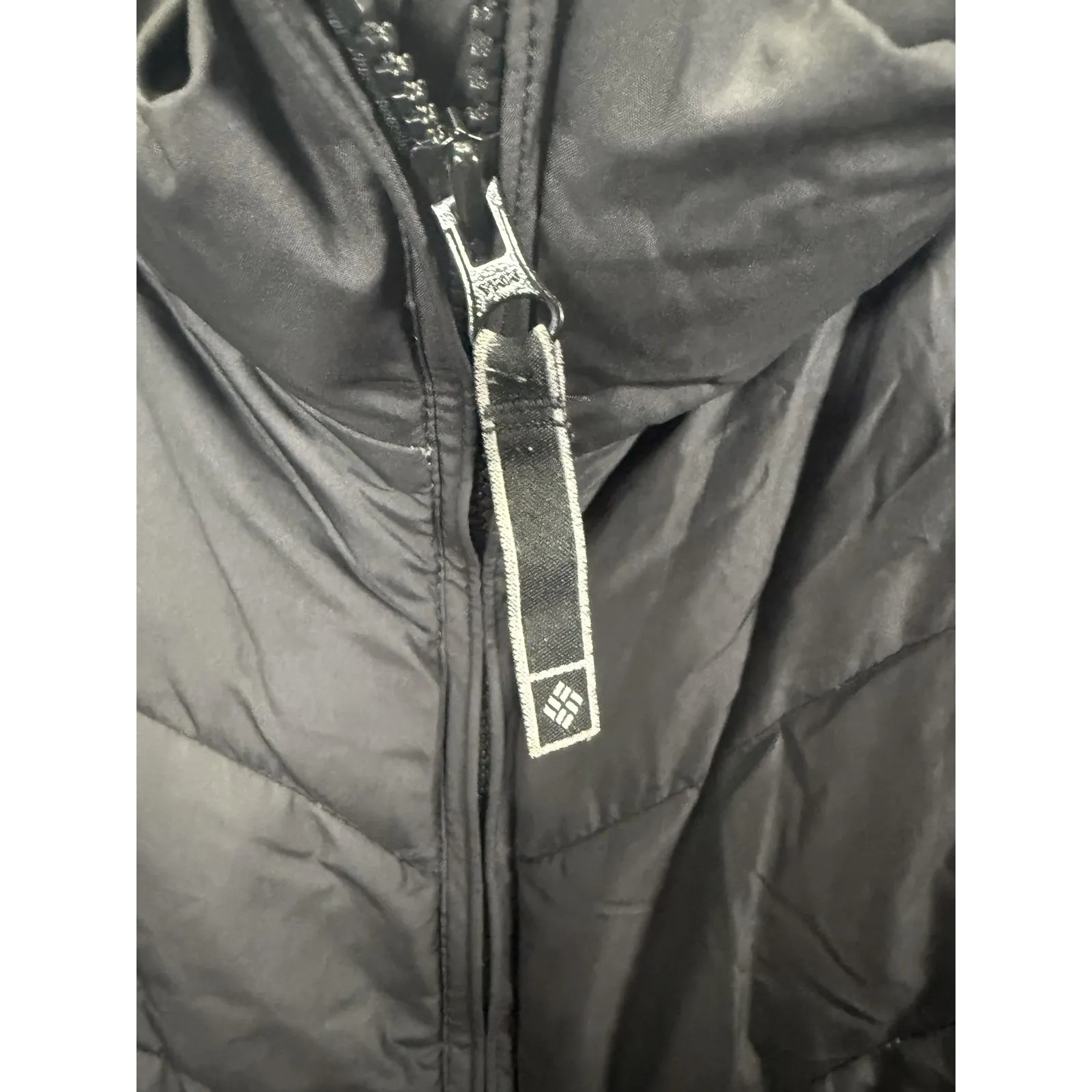 Columbia Vest Womens XL Black Quilted Puffer Insulated Full Zip Pockets Winter - Image 3