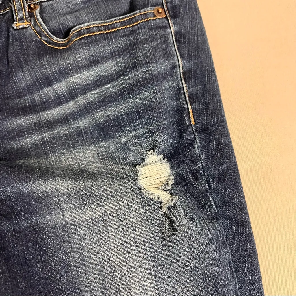 NWOT Aeropostale‎ Dark Wash Distressed Skinny Jeans Denim Ladies Size 4 Short - Image 2