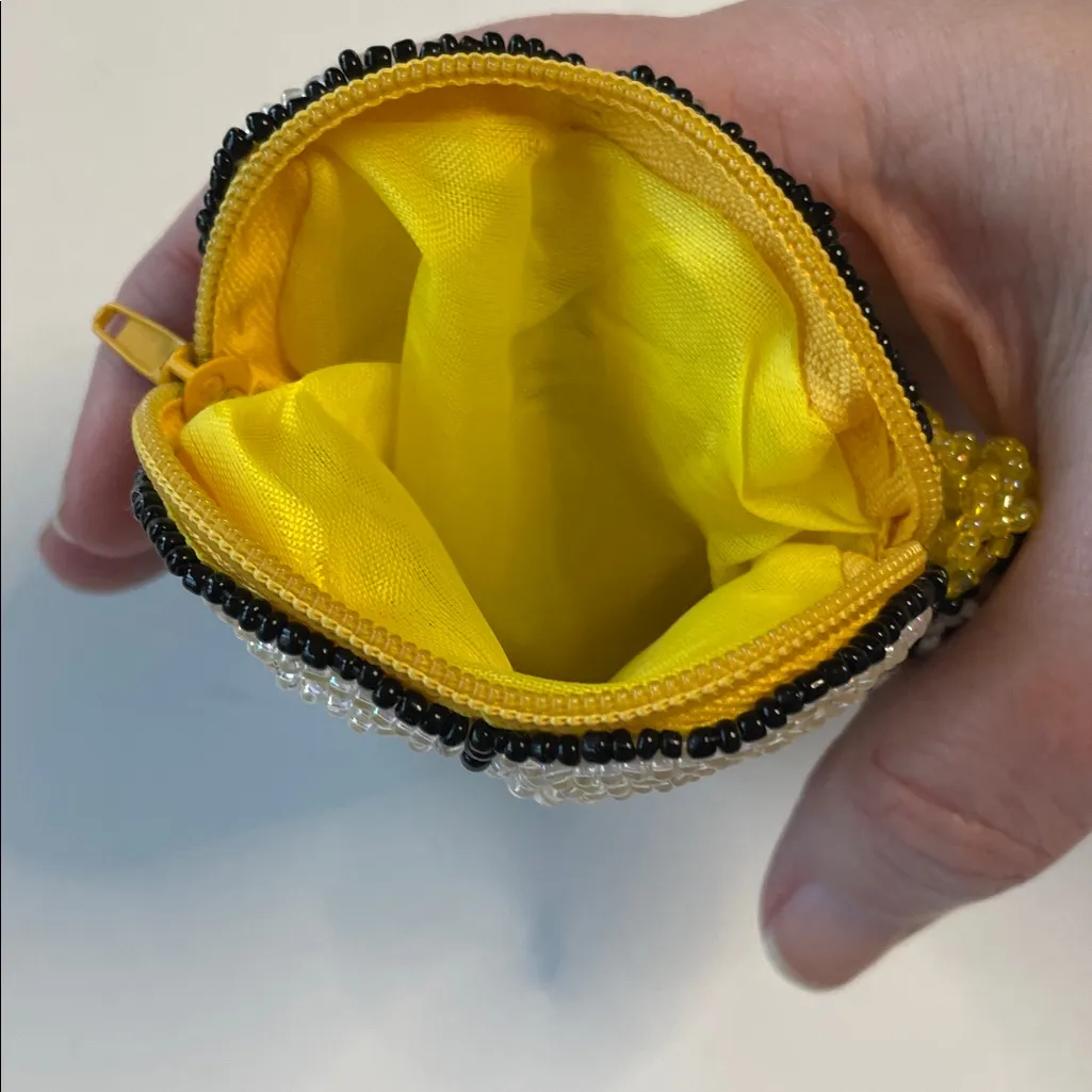 Bee Beaded Coin Purse/Wristlet Yellow - Image 3