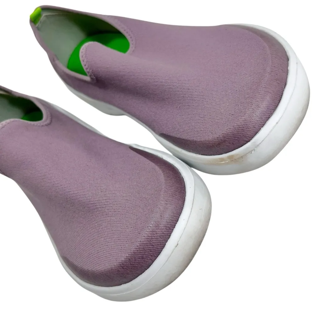 OOFOS OOmg eeZee Low Shoe in Mauve Purple Size 8 - Image 5