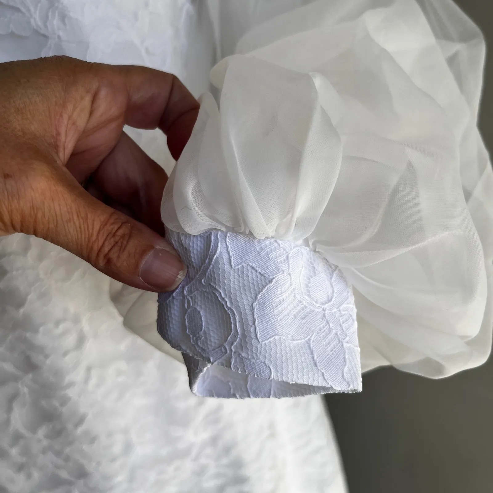 Vintage Style Wedding Lace Bishop Sleeve High Neck Formal Bridal Gown Small White - Image 11