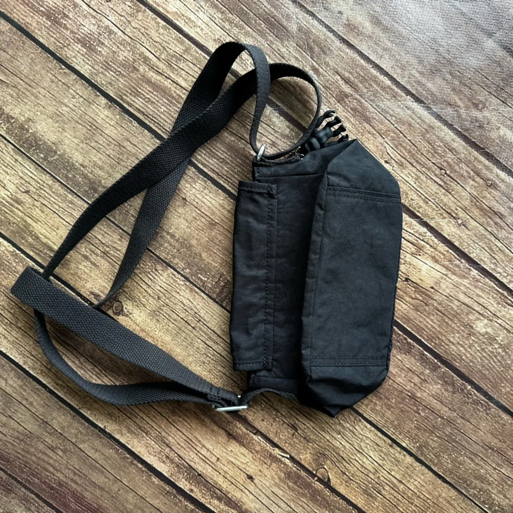 🖤 Kipling “Live Light” Mini Crossbody Bag 🖤 - Image 4
