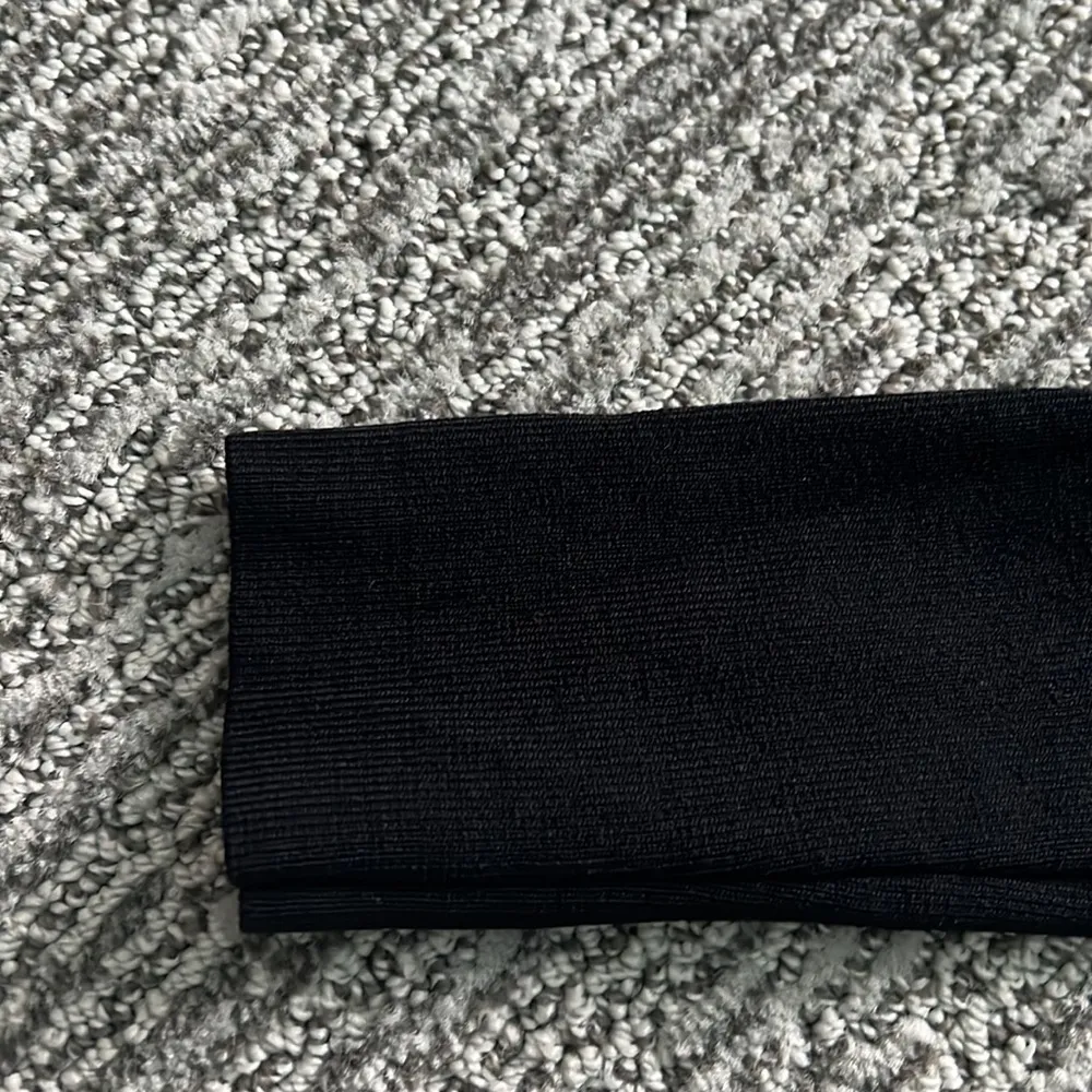 Kendall & Kylie Square-neck Crop Top - Image 5