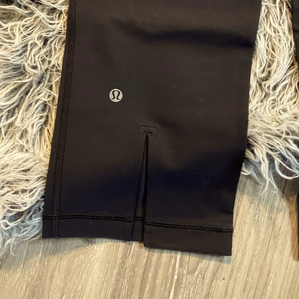 🖤Lululemon Black Gather and Crow Crop Legging - Image 7