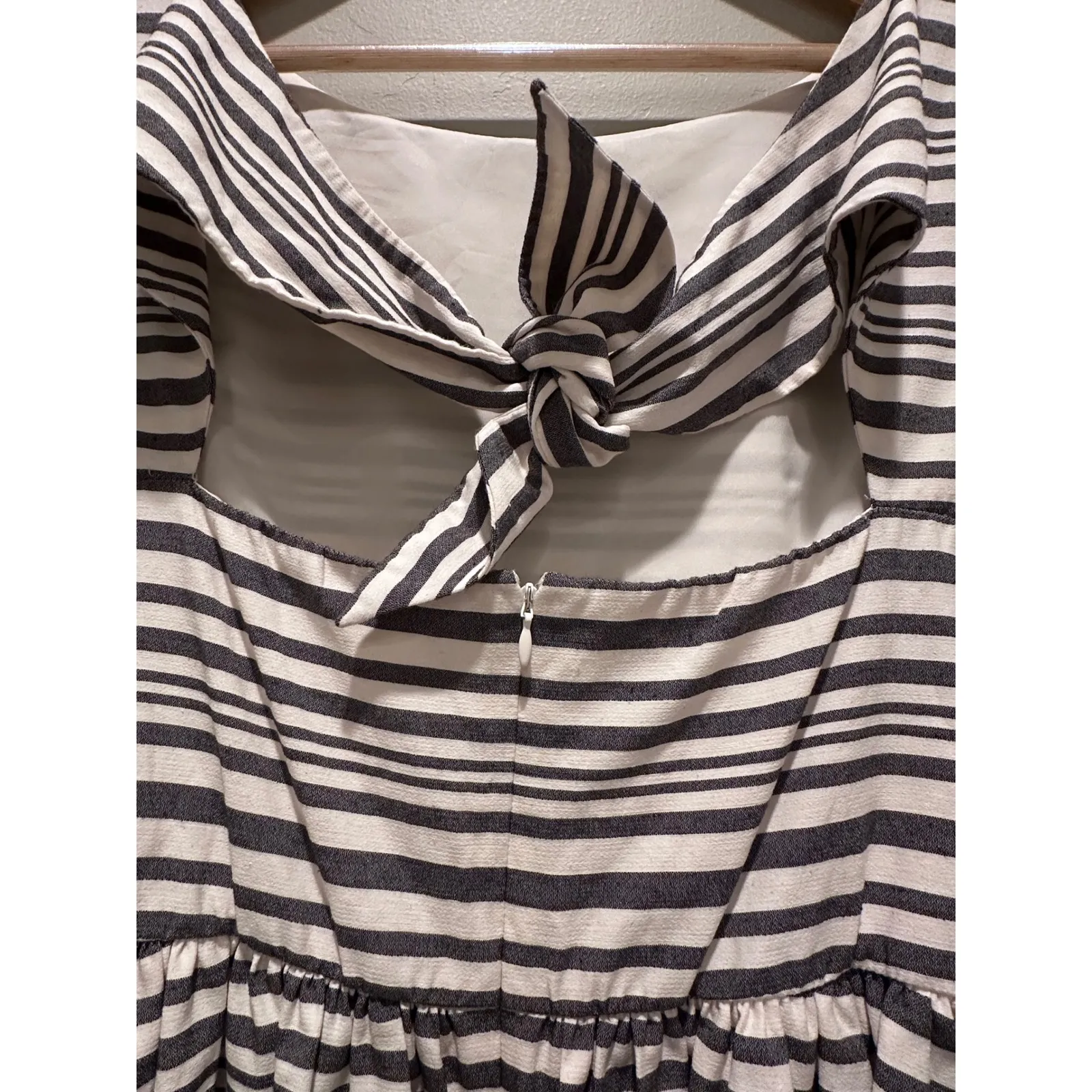 Donna Morgan Gray Striped Short Sleeve Shift Dress Tie Back Cotton Size US 10 - Image 4